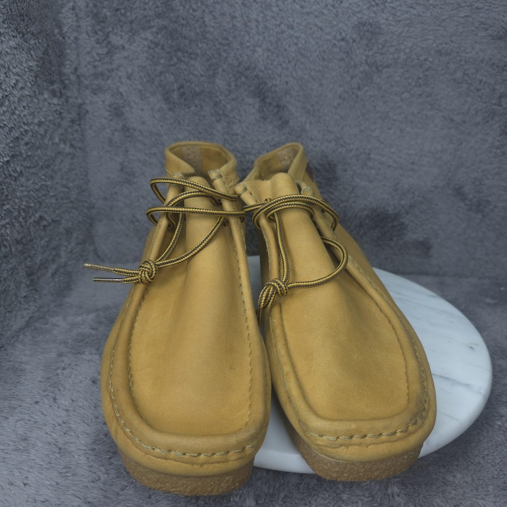 Clarks Shoes Mens Size 10.5 Brown Nubuck Lace Up Moccasin Crepe Sole Casual - Picture 2 of 12